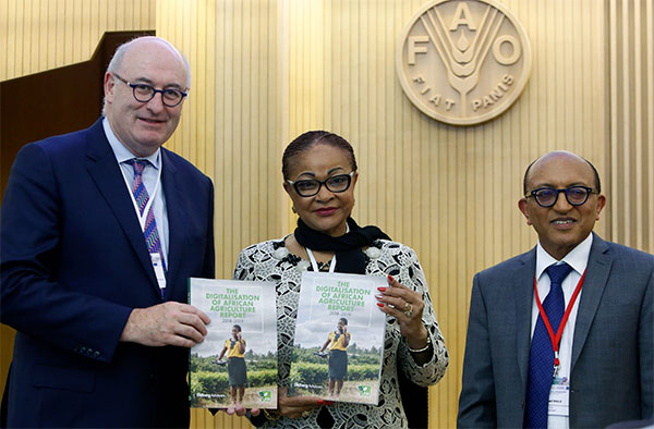 EU Commissioner Phil Hogan with AU Commissioner Josefa Sacko and Mr Michael Hailu - Technical Centre for Agricultural and Rural Development