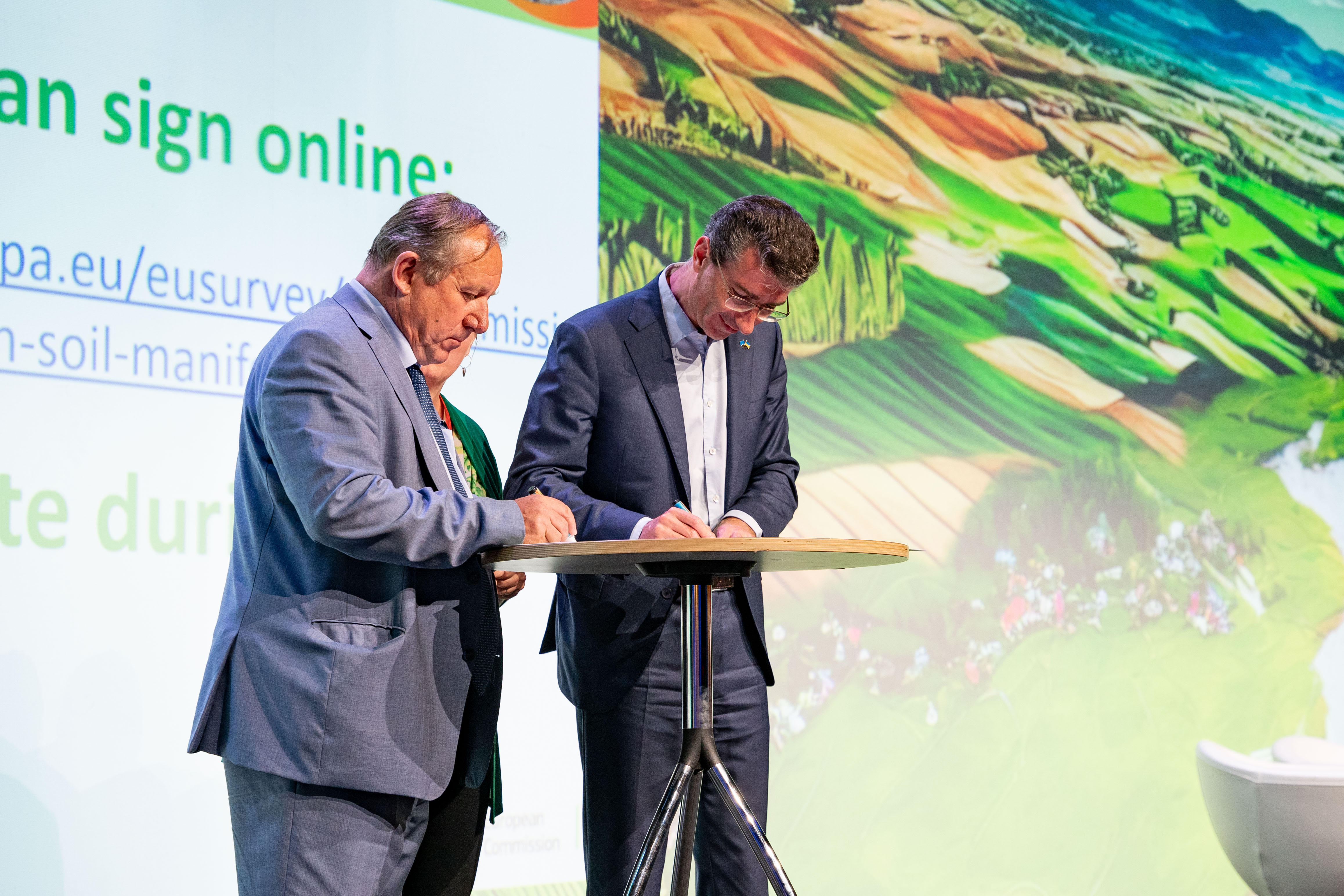 Wolfgang Burtscher (Director-General for Agriculture and Rural Development, European Commission), Marc Lemaître (Director-General for Research and Innovation, European Commission) – 2023 EU AgriResearch Conference